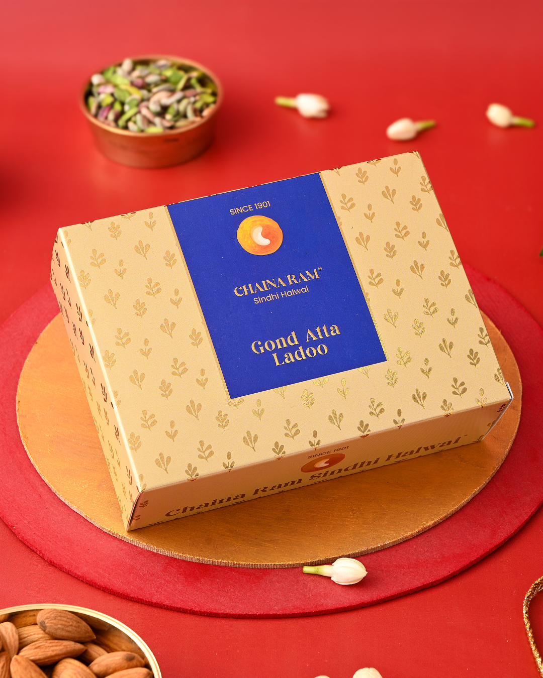Gond Atta Ladoo